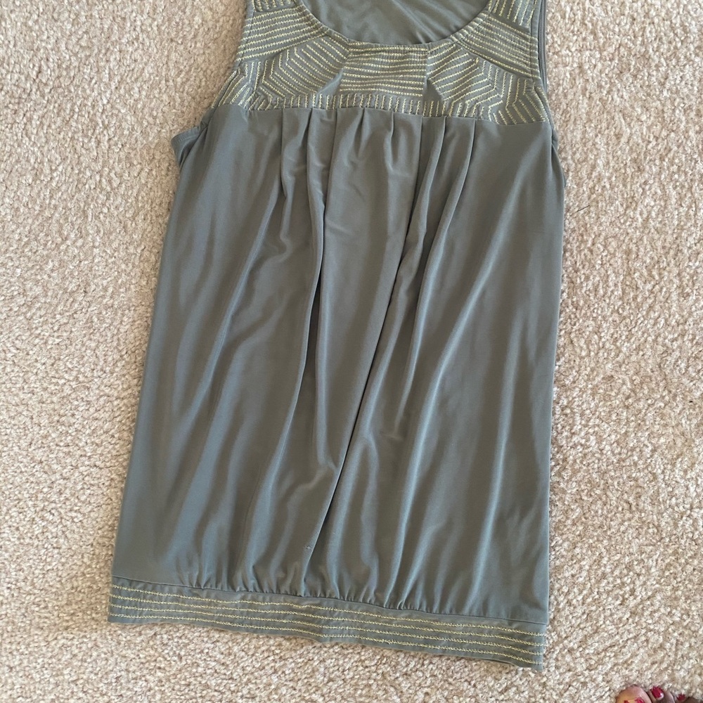 Tank top - Picture 2 of 3